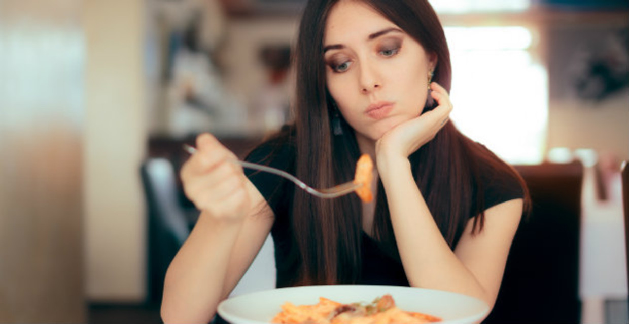 Hoe Lang Blijft Eten In Je Lichaam? Het Verteringsproces Uitgelegd.